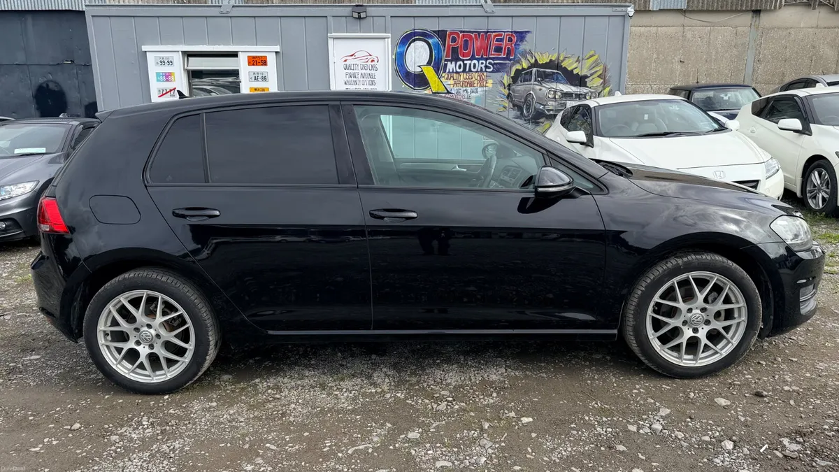 2014 Volkswagen Golf 1.2 Automatic - Image 3