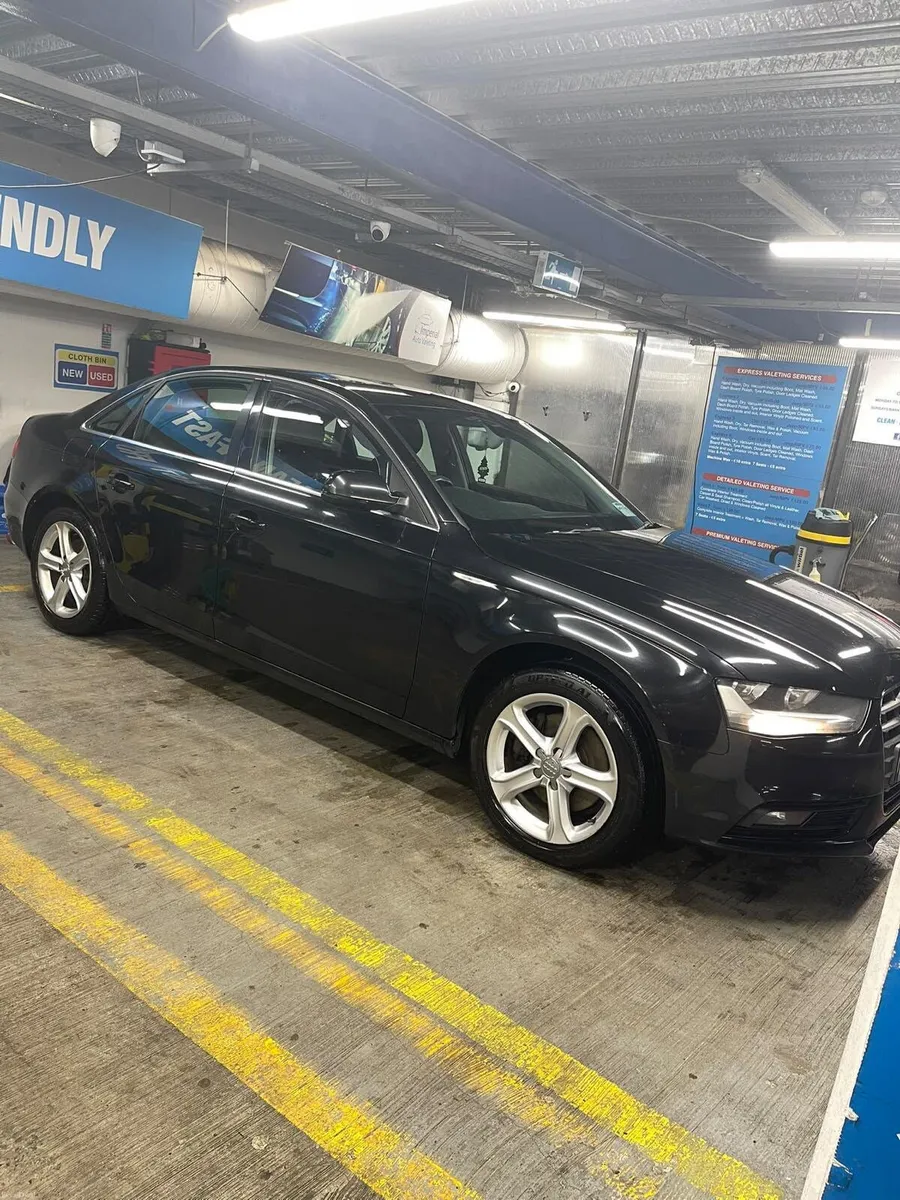Audi A4 - Image 2