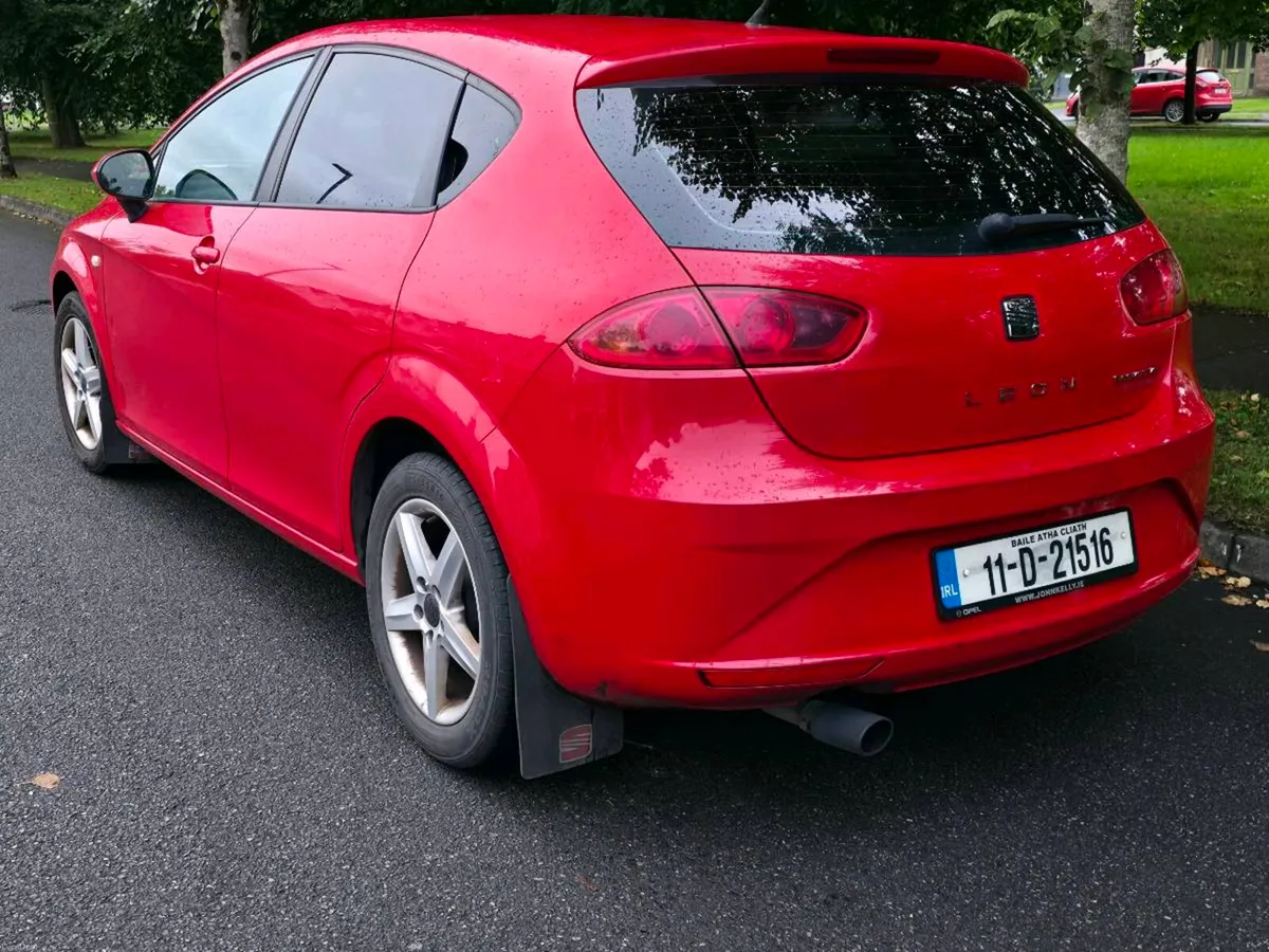 Seat Leon 1.6 tdi with New NCT - Image 4