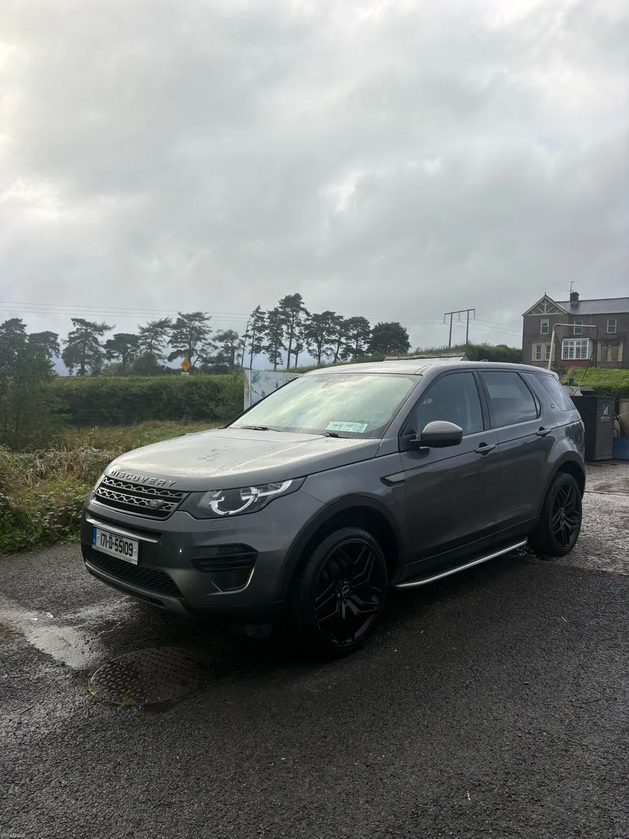Land Rover Discovery Sport - Image 2