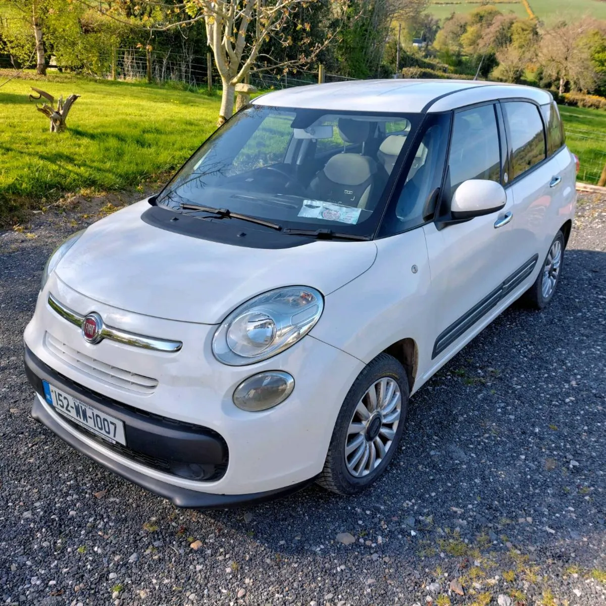 Fiat500L / Please read full add - Image 1