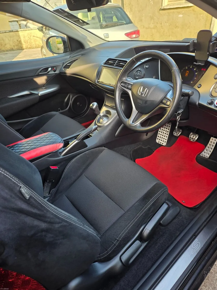 Honda Civic 2011 - Image 4