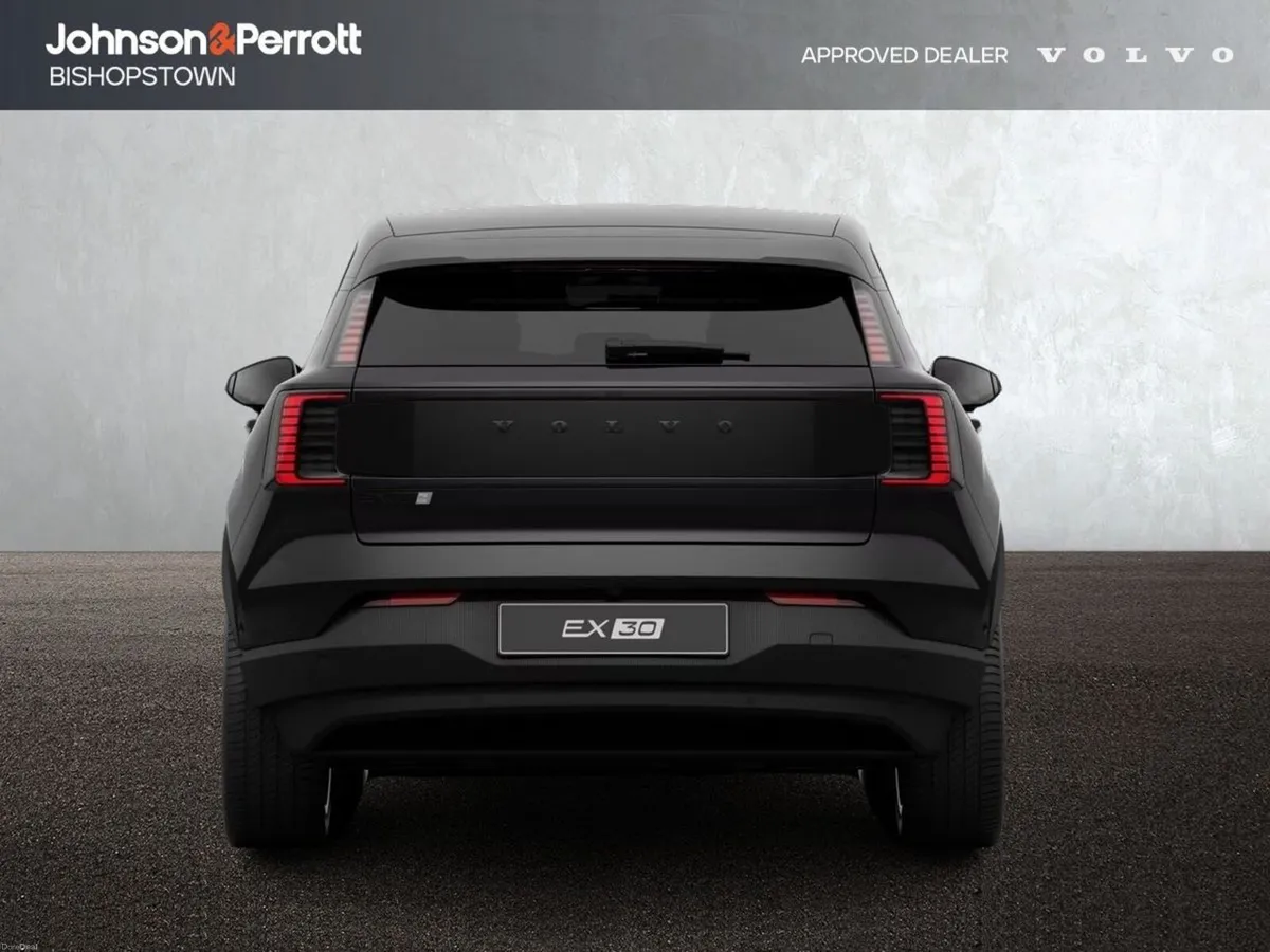Volvo EX30 P5 Long Range Ultra Black Edition - Ava - Image 6