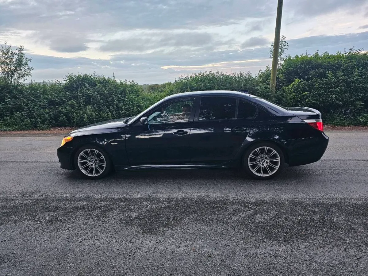 BMW 520D AUTO - Image 3
