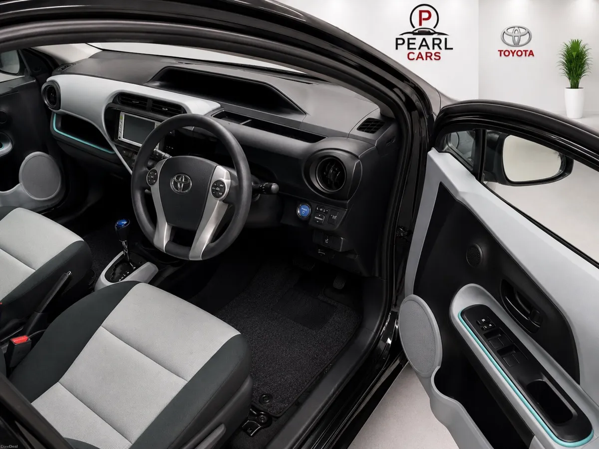 Toyota Aqua 2012 - Image 5