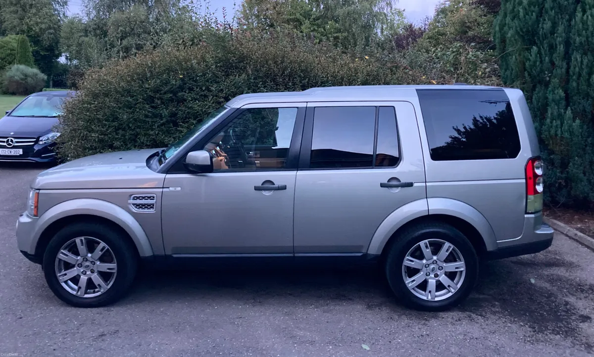 Land Rover Discovery Crew Cab €333 Tax - Image 6