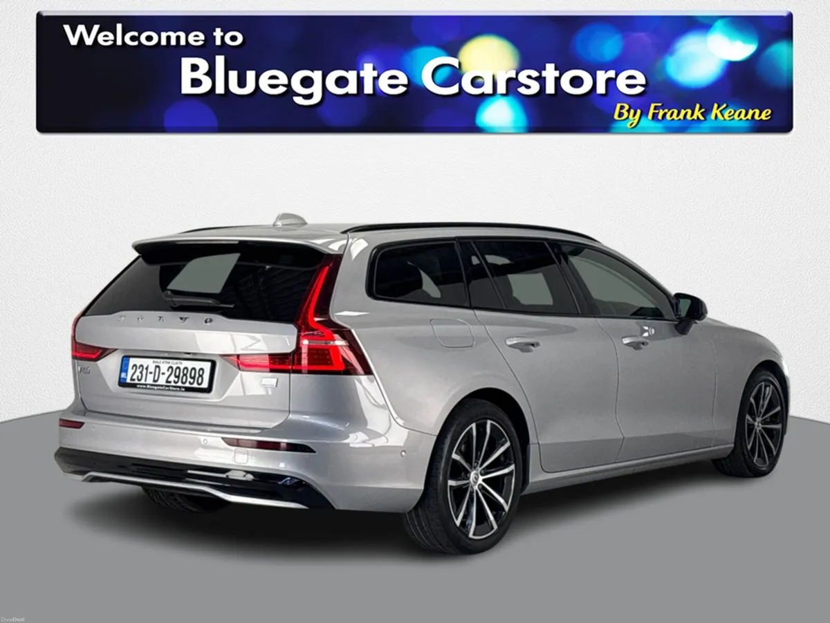 Volvo V60 T6 PHEV PLUS DARK AWD **FULL BLACK LEATH - Image 4