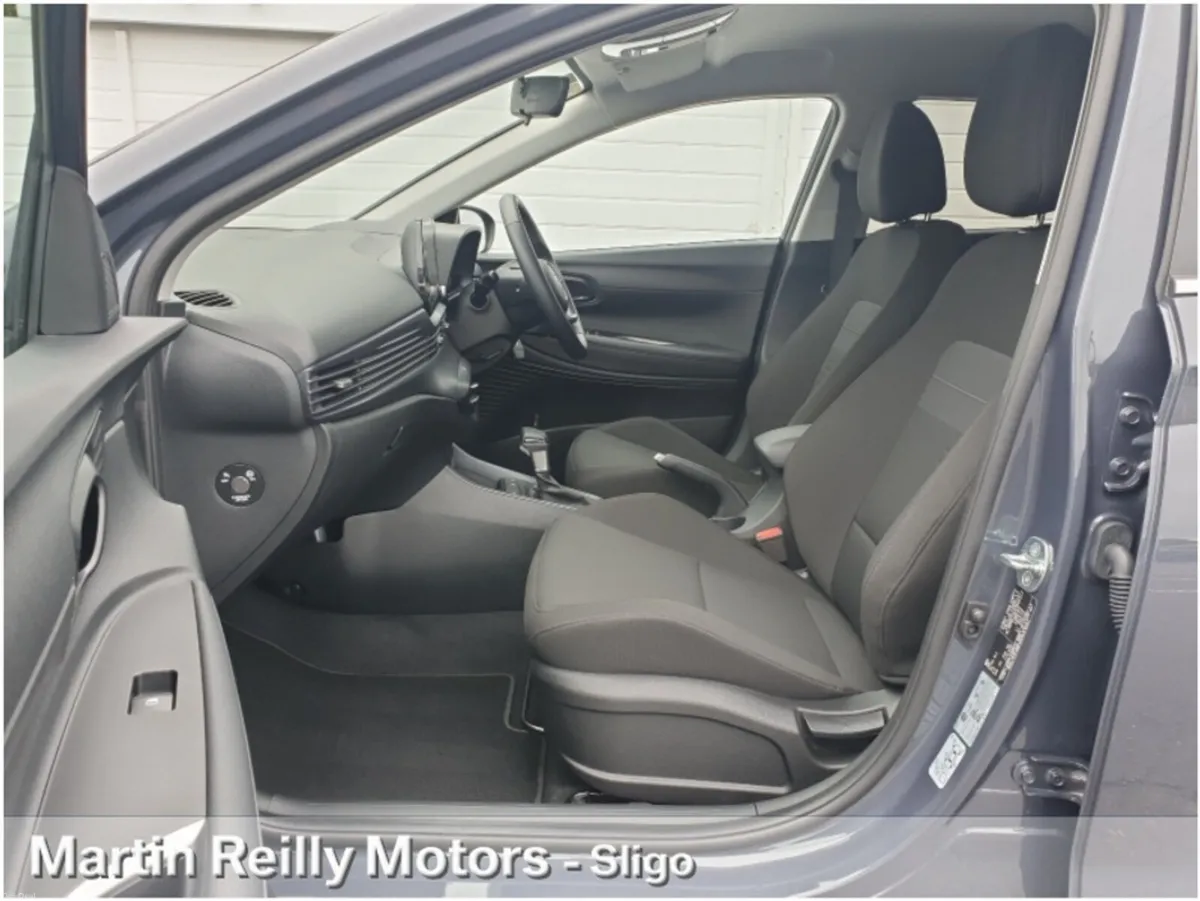 Hyundai Bayon Executive Automatic - Image 6
