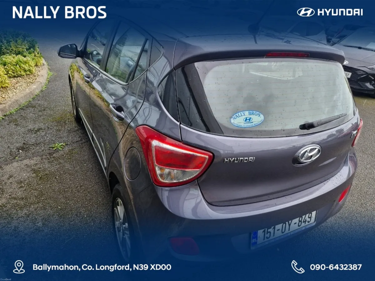 Hyundai i10 DELUXE 4DR - Image 5
