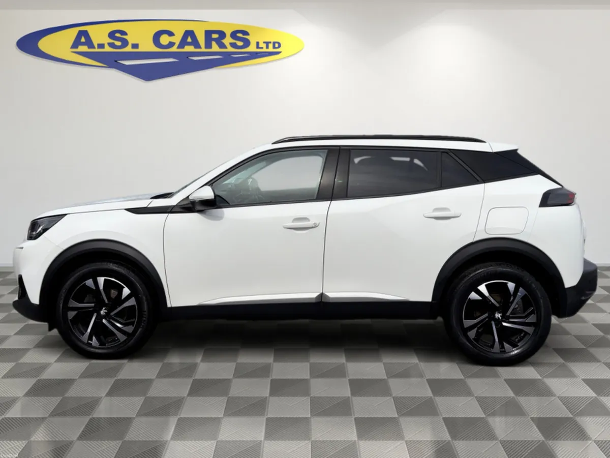 Peugeot 2008 ALLURE 1.5 BLUE HDI - Image 4