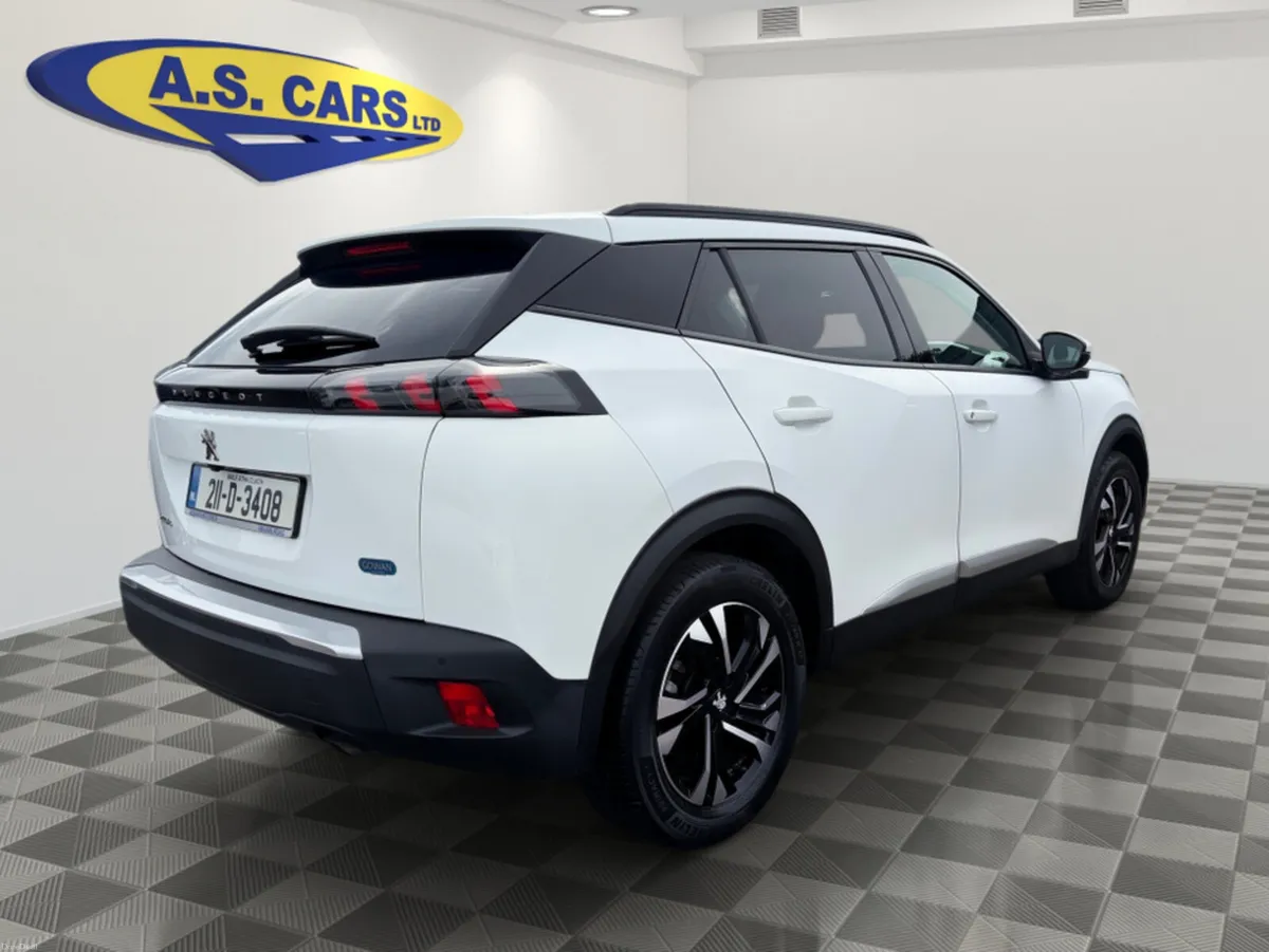 Peugeot 2008 ALLURE 1.5 BLUE HDI - Image 6