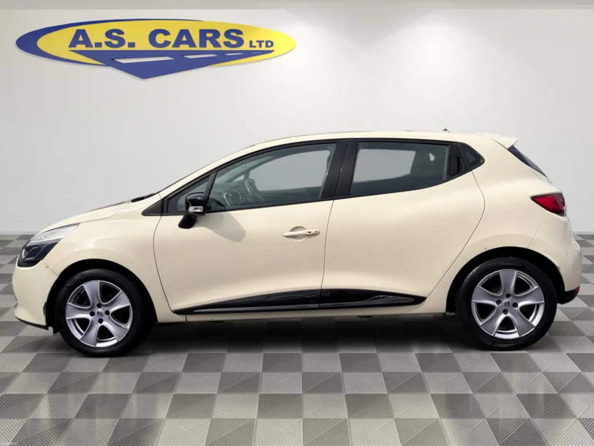 Renault Clio IV DYNAMIQUE NAV 1.2 - Image 3