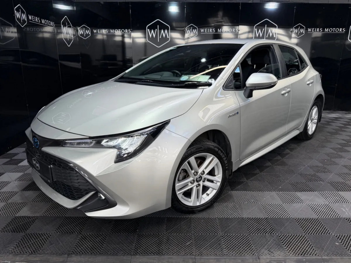 Toyota Corolla HYBRID LUNA H/B AUTO A 4DR ONE OWNE - Image 1