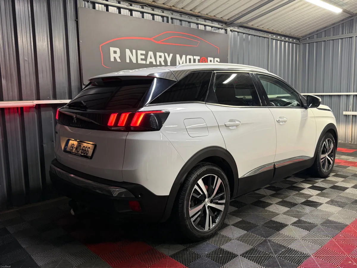 2019 Peugeot 3008 1.5 BlueHDi 130bhp Allure Manaul - Image 5