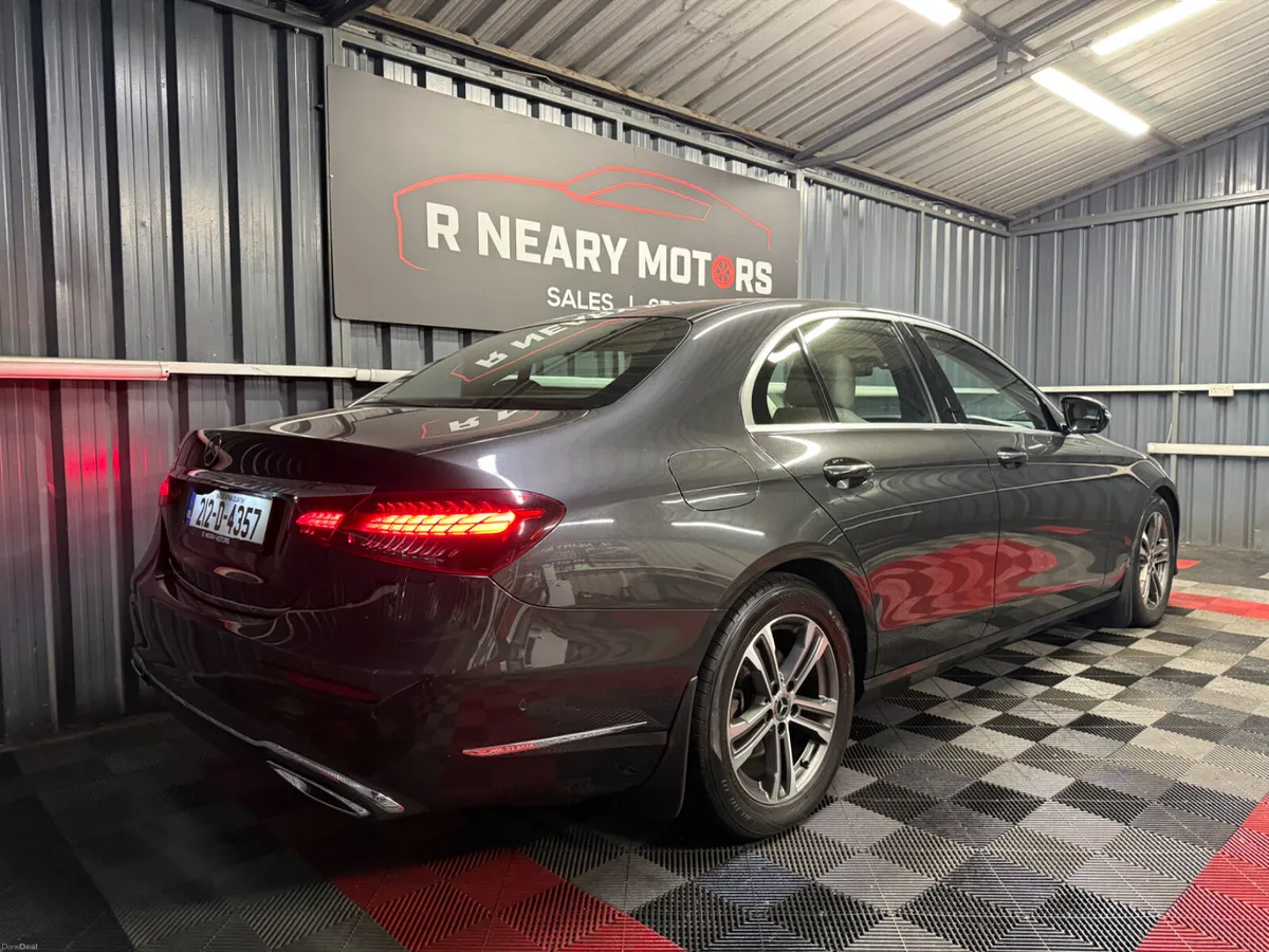 2021 212 Mercedes-Benz E-Class Diesel Automatic - Image 3