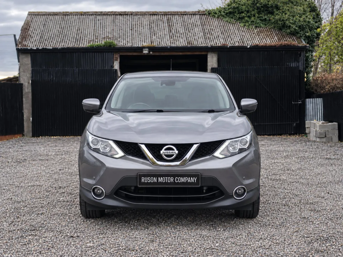 2016 (162) Nissan Qashqai 1.5 dCi Acenta Smart Vis - Image 3