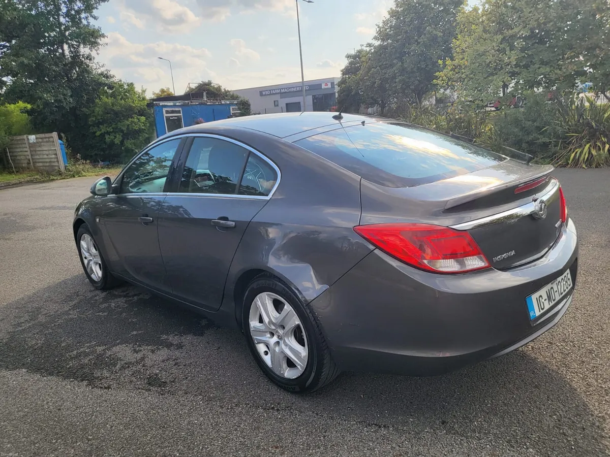 Vauxhall Insignia 2010 - Image 2