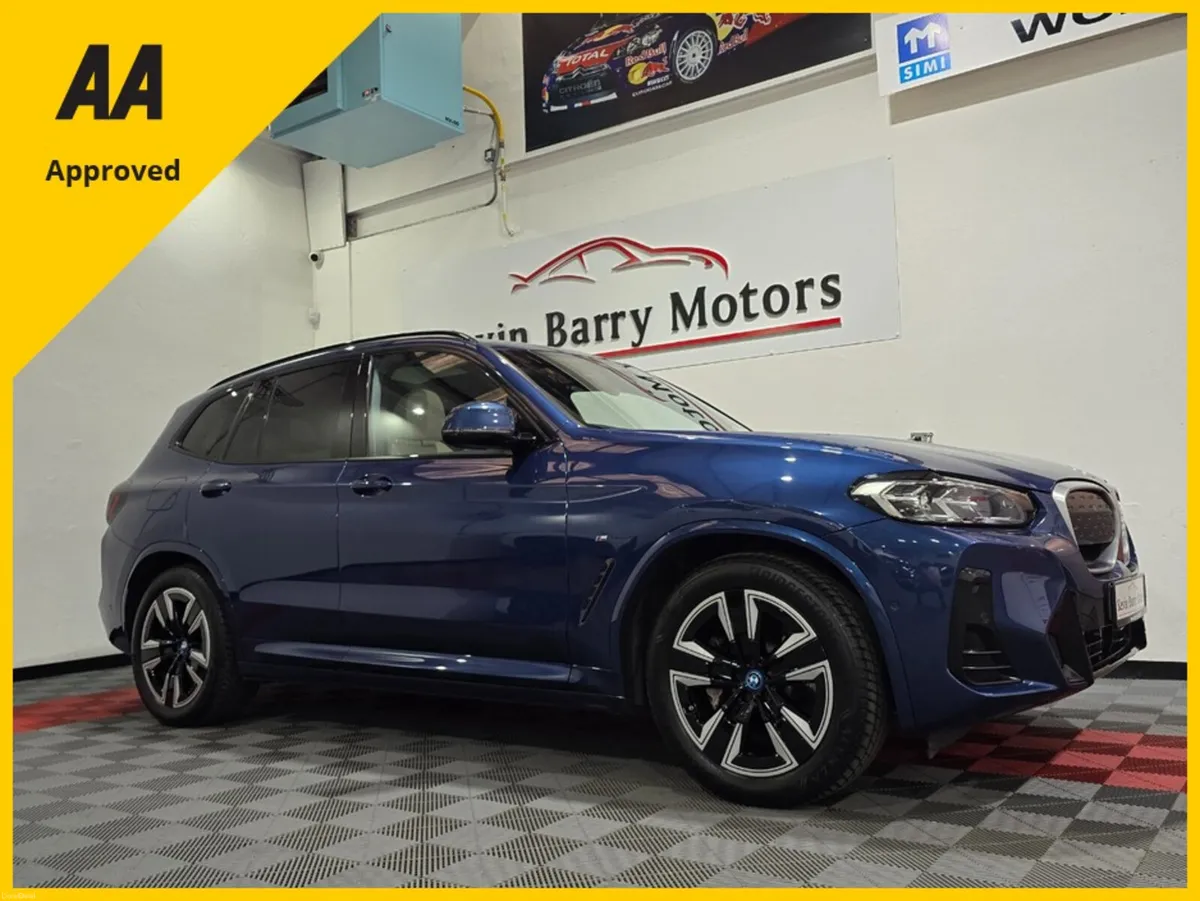 BMW iX3 M SPORT (PAN ROOF / OYSTER LEATHER) AUTOMA - Image 1