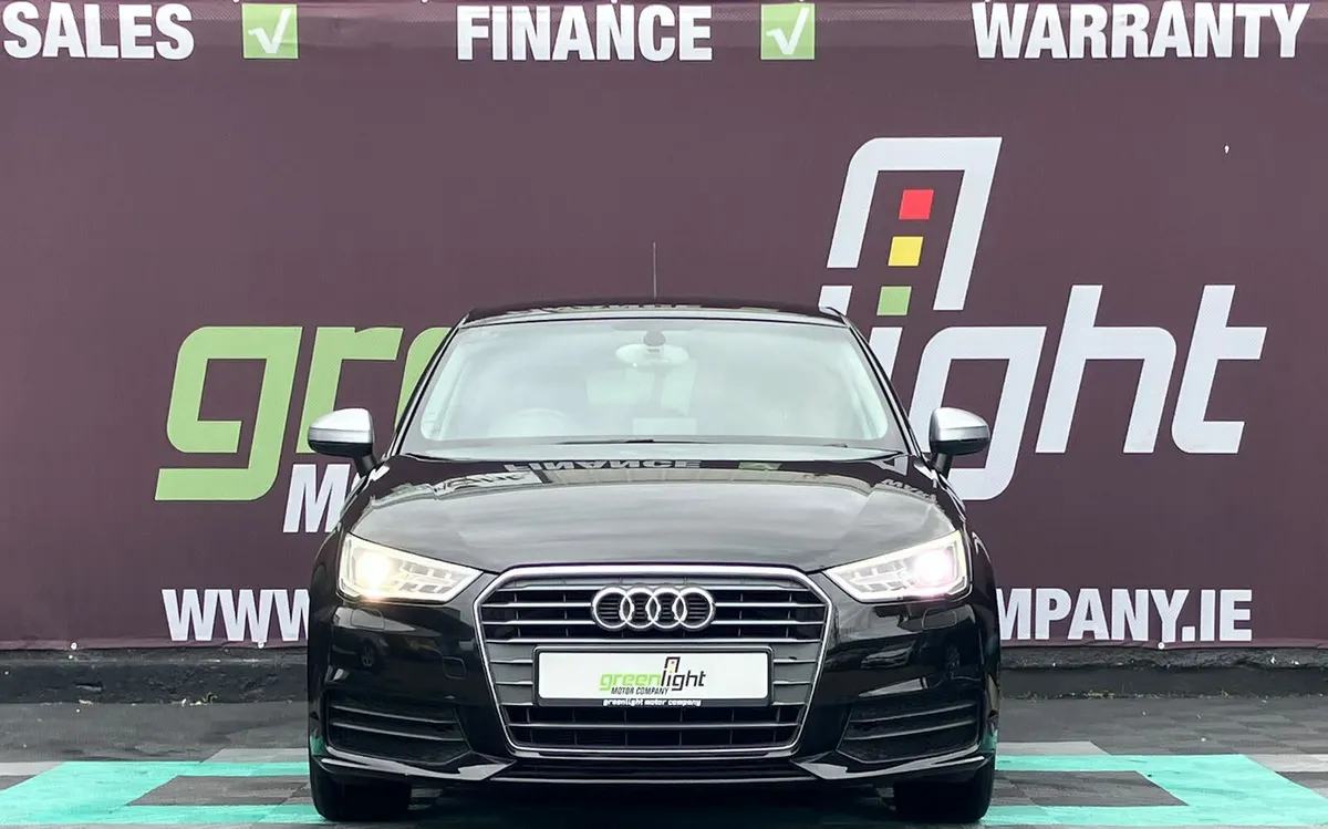 2016 Audi A1 S-Tronic - Image 5