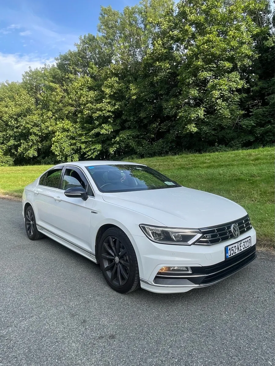 Volkswagen Passat 2.0 TDI R-LINE - Image 1