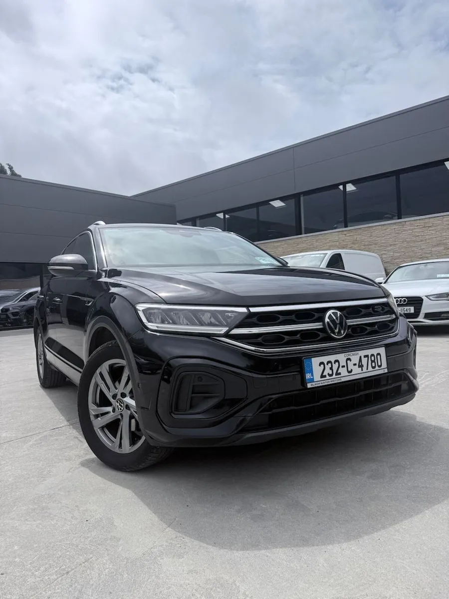 Volkswagen T-Roc, R-Line, 5 Door, 1.0 TSI 110HP - Image 1