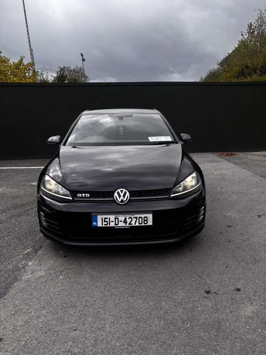 2015 Volkswagen Golf GTD - Image 5