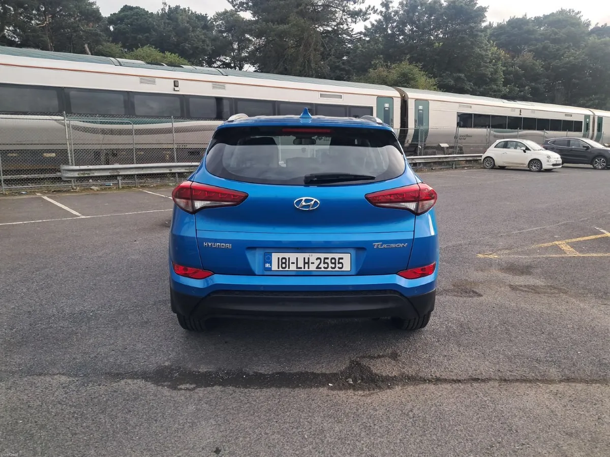 2018 HYUNDAI TUSCON SE NAV - Image 2
