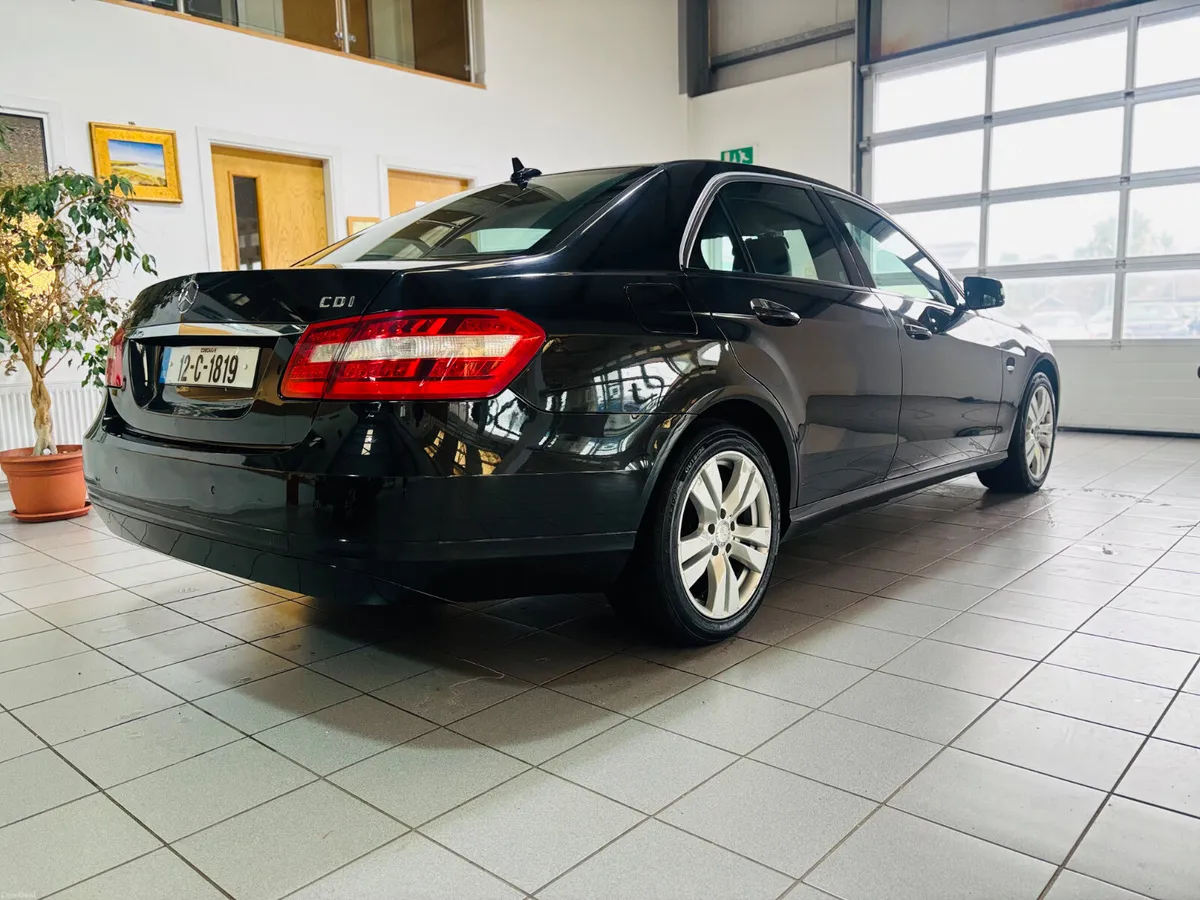 Mercedes-Benz E-Class Automatic - Image 6