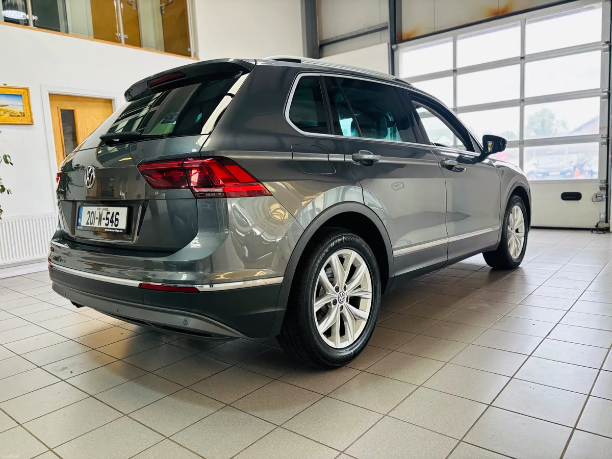 Volkswagen Tiguan Highline Automatic - Image 4