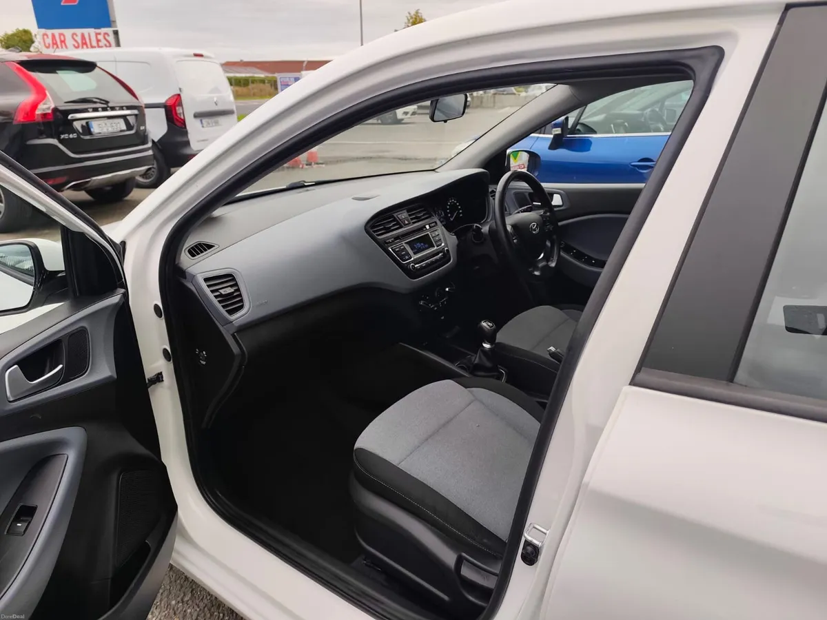 Hyundai i20 2016 1.2 Petrol Low Km New Nct Clean - Image 5