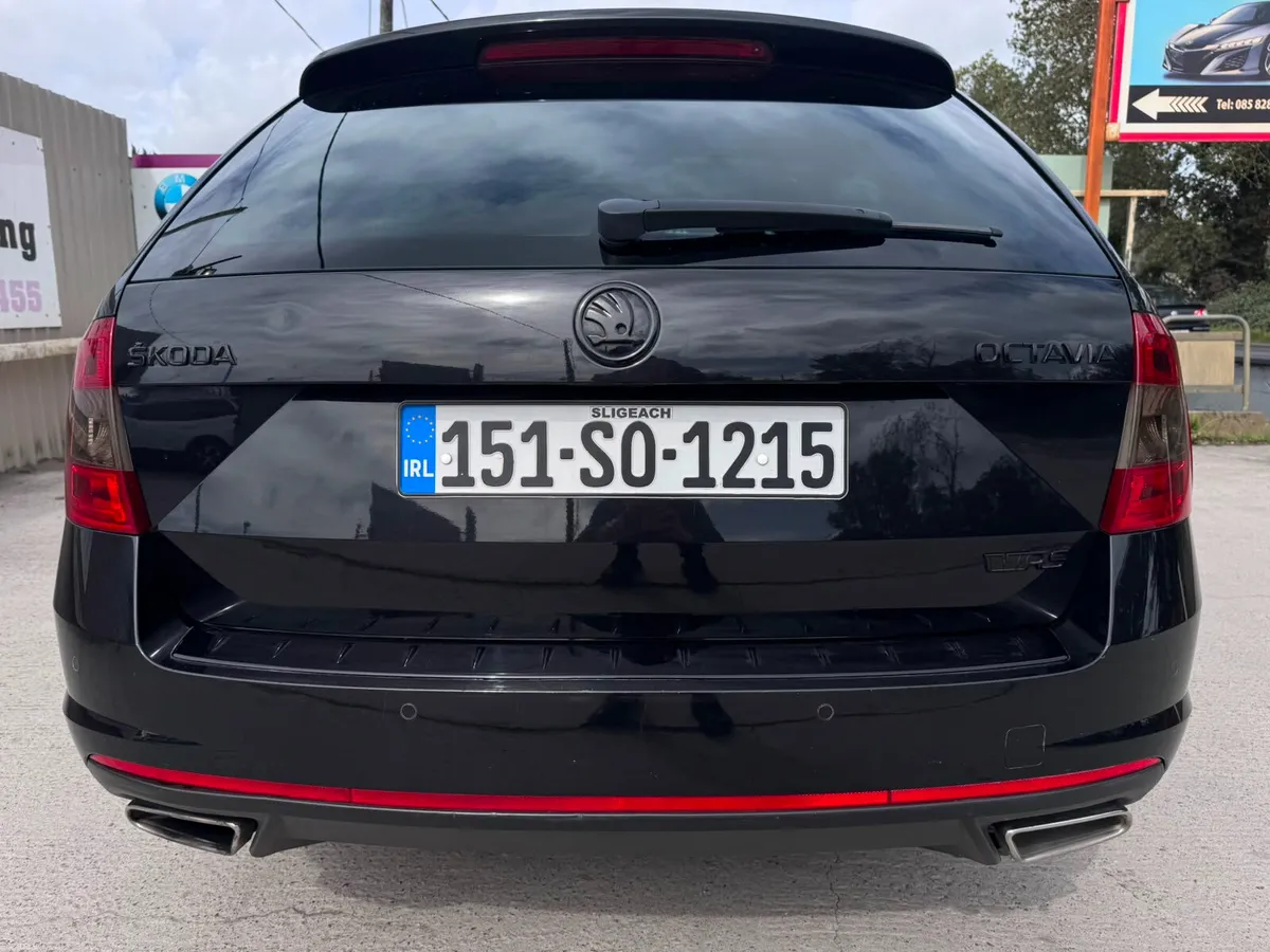 151 Skoda Octavia 2.0TDI 184HP RS Pan Foof - Image 6