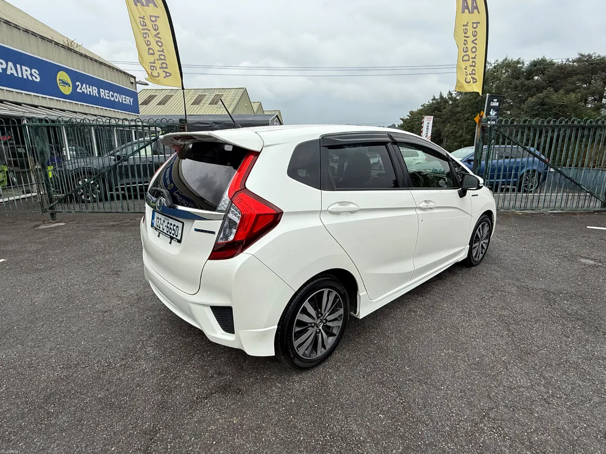 Immaculate Honda Fit SelfCharging Hybrid - Image 6