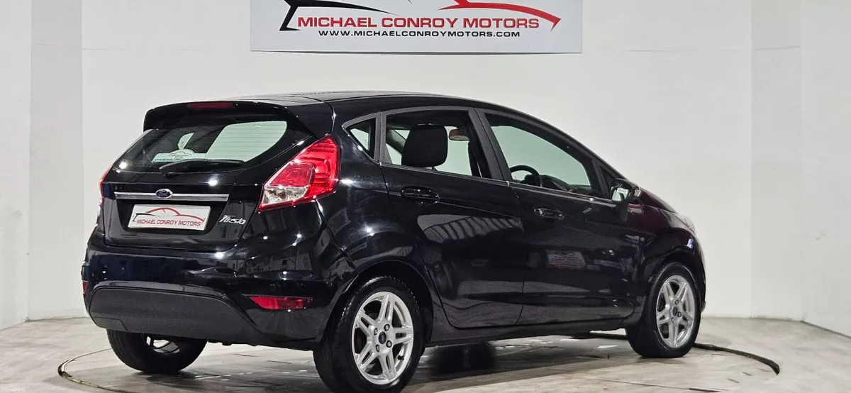 Ford Fiesta ZETEC - Image 6