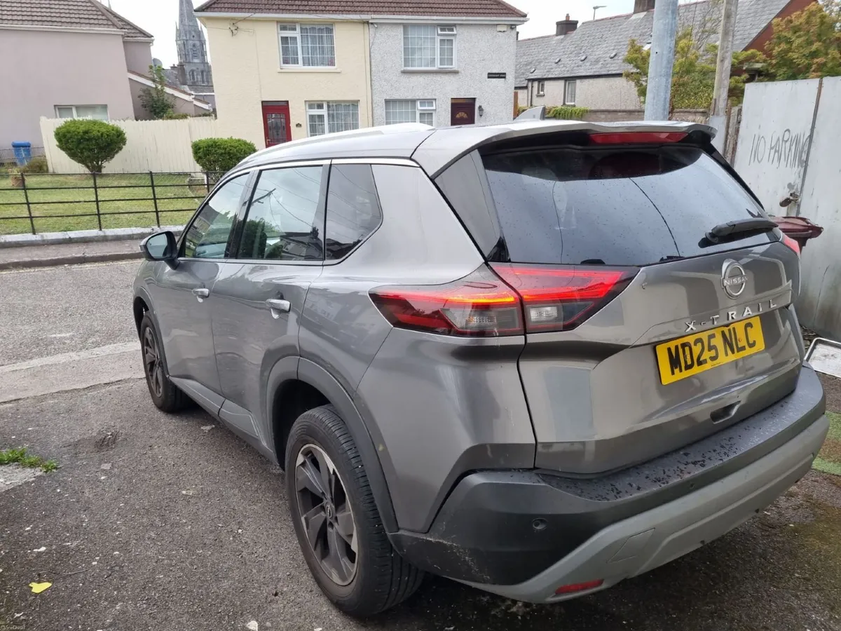 2025 Nissan X-Trail 1.5 MHEV N-Connecta 7-Seater - Image 5