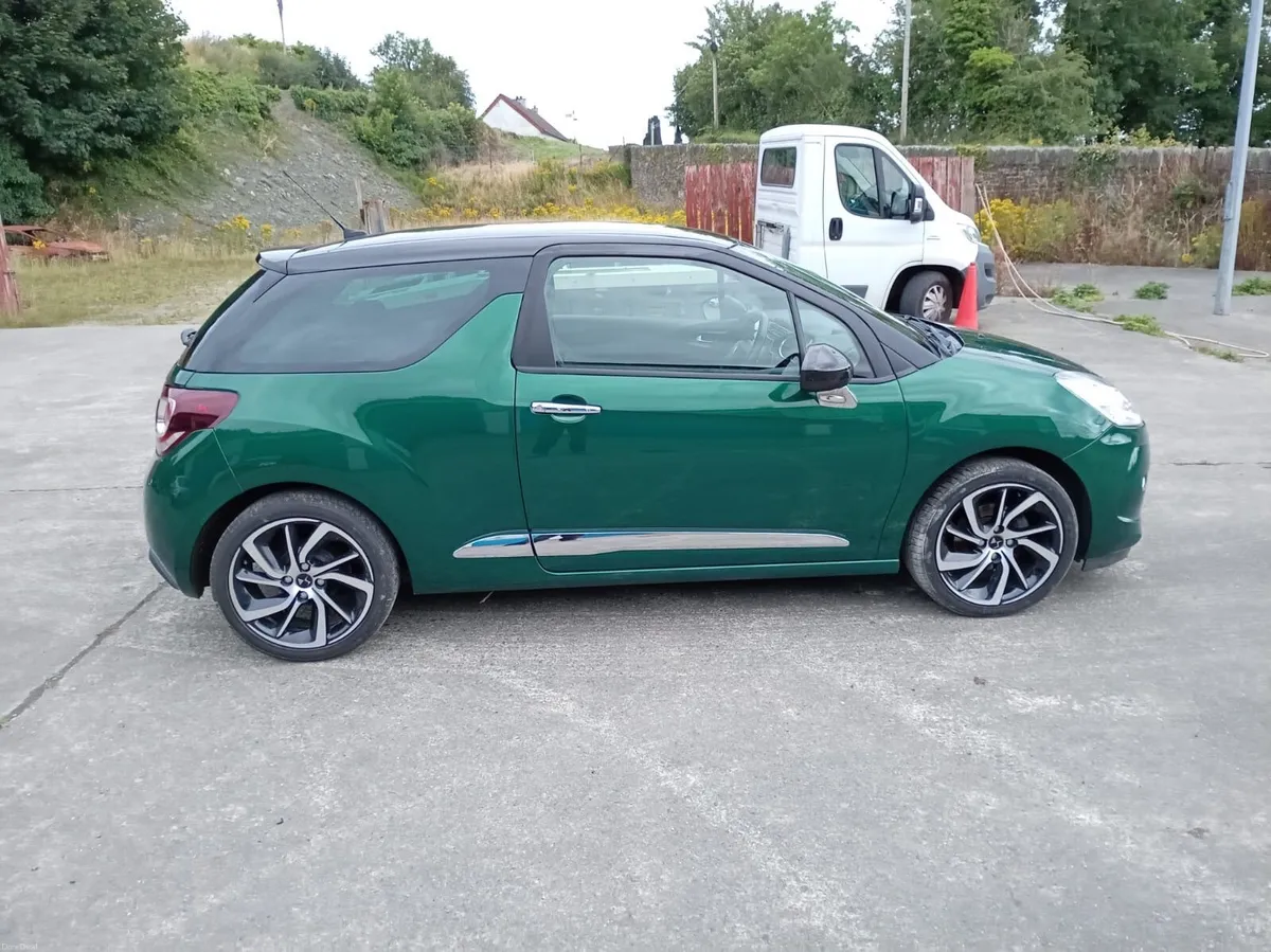 DS3 Connected Chic, Pure Tec - Image 4