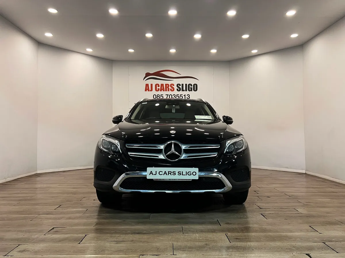4MATIC • LEATHER • MERCEDES-BENZ GLC 220D AUTO 172 - Image 3