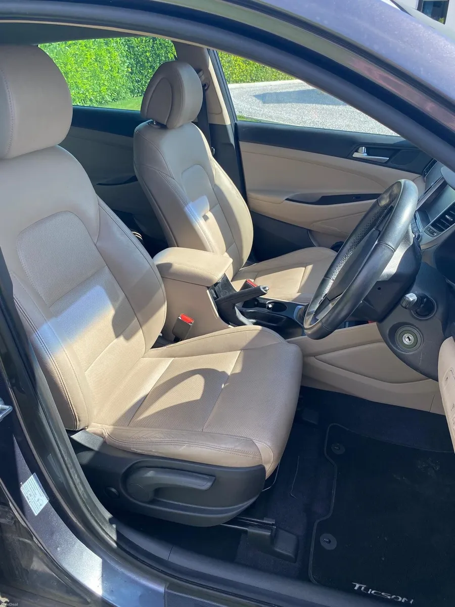 Hyundai Tucson 2017 ix35 Executive 1.7 Diesel 5DR - Image 6