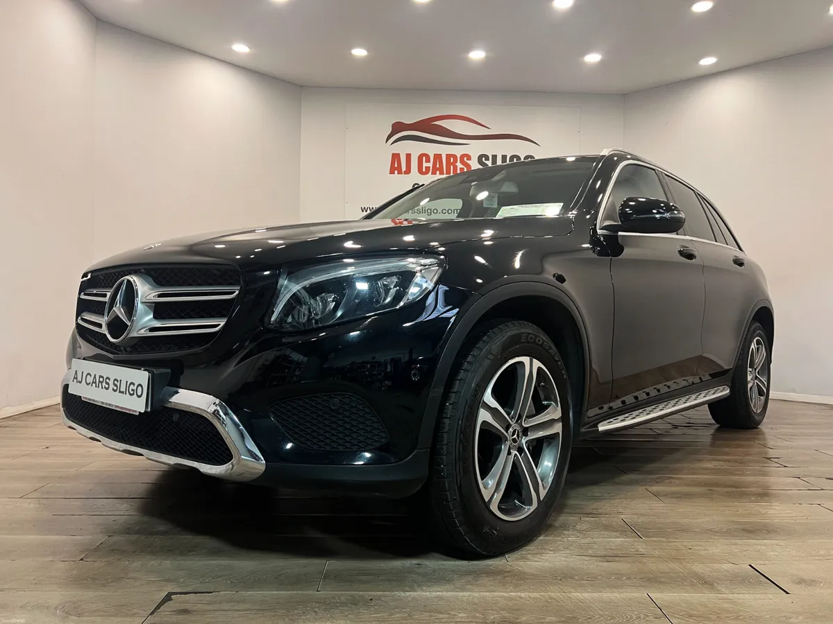 4MATIC • LEATHER • MERCEDES-BENZ GLC 220D AUTO 172 - Image 6