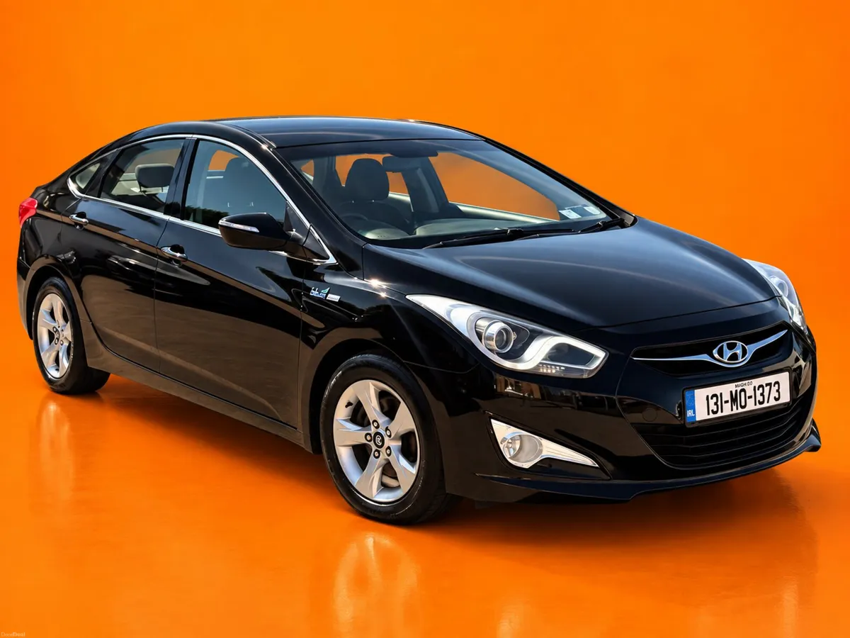 131 HYUNDAI i40 1.7D BLUE = NEW NCT = LOW MILES - Image 2