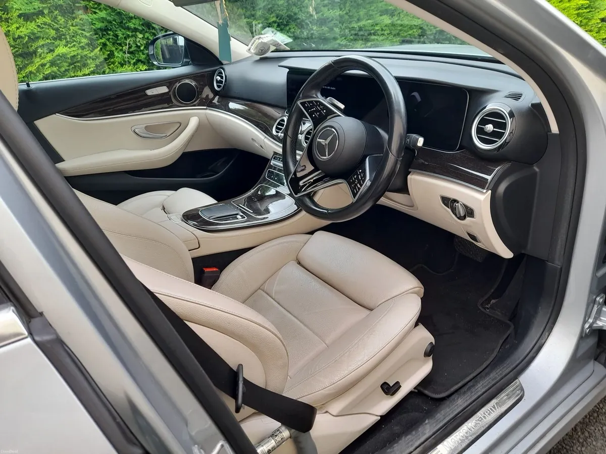 Mercedes-Benz E220d  IMMAC - Image 6