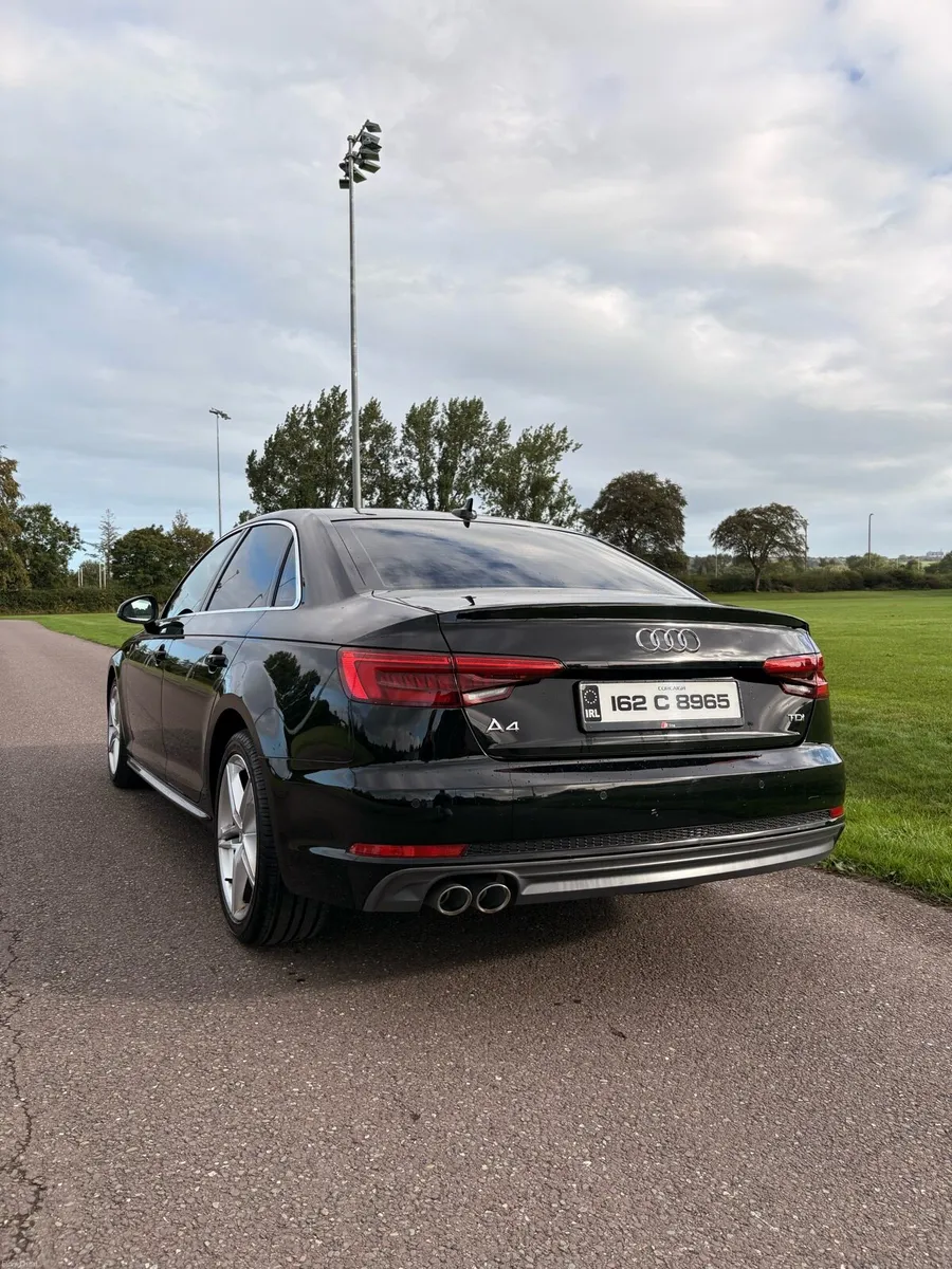 Audi A4 2.0 TDI 190 S Line Manual - Image 2