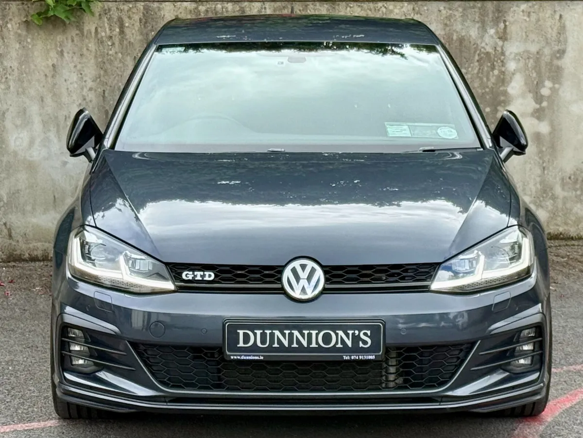 Volkswagen Golf 2019 2.0 TDI 184HP GTD DSG - Image 3