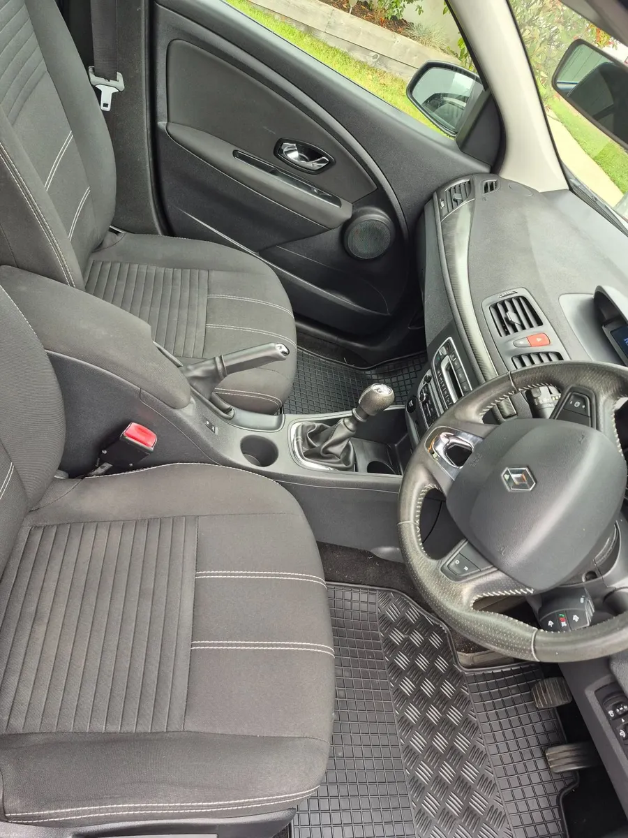 Renault Fluence 2016 - Image 3