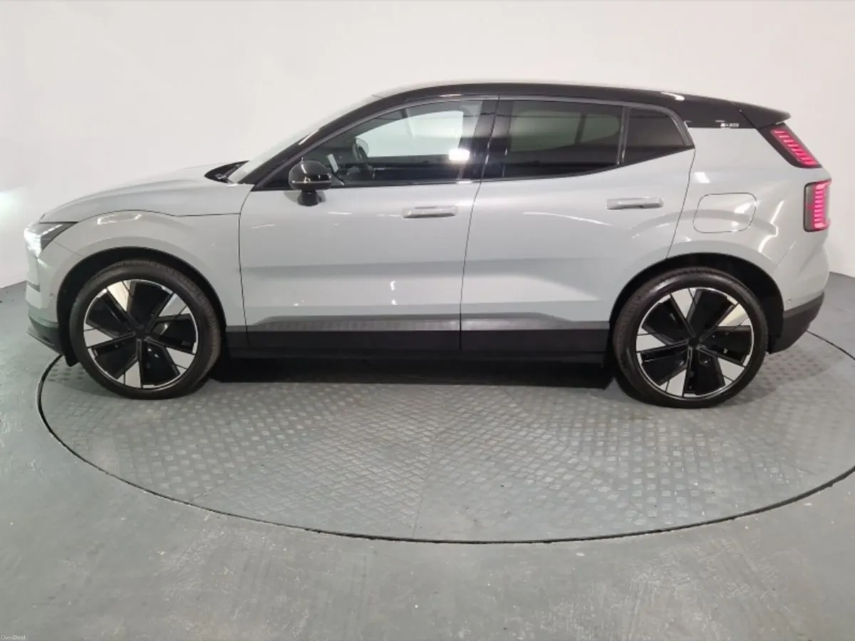 Volvo EX30 Ultra Extended Range - Image 5