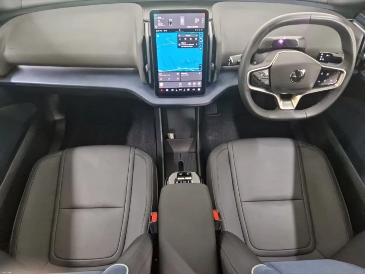 Volvo EX30 Ultra Extended Range - Image 4