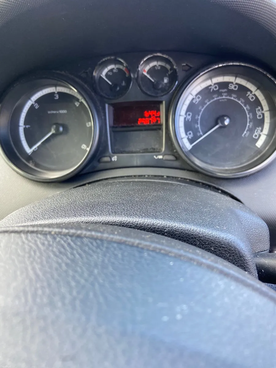 Peugeot 308 2009 - Image 4