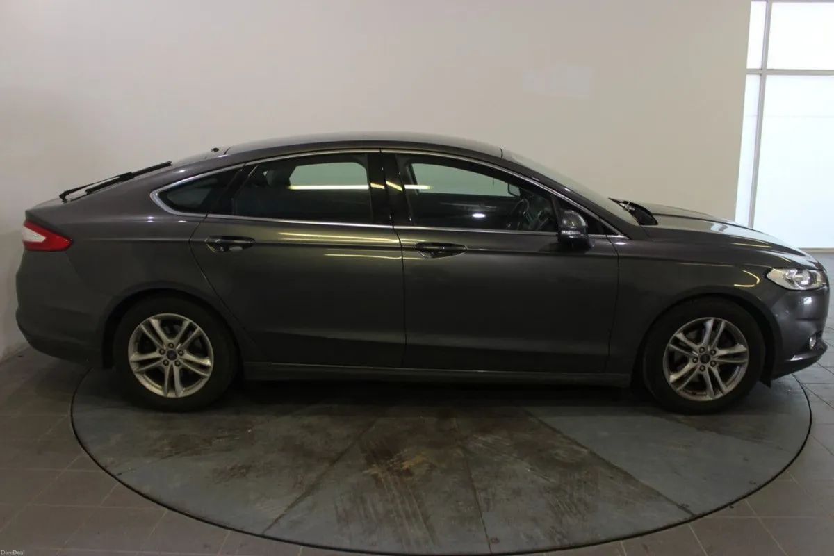 Ford Mondeo 1.5TDCi 120PS Zetec - TENDER 10 - Image 3