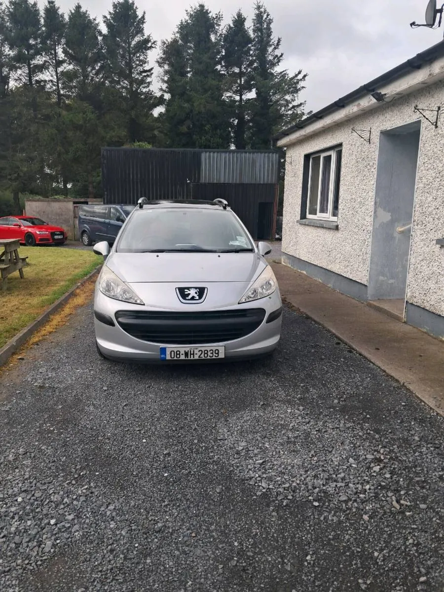 Peugeot 207 1.4 petrol - Image 1
