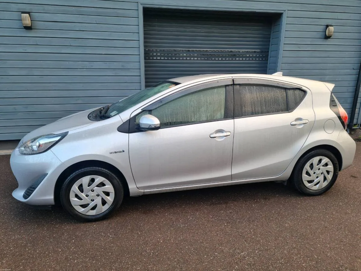 Toyota Aqua 2019 - Image 3