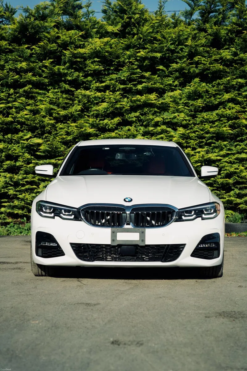 BMW 320D X-Drive M-Sport 2021- Extremely Low kms - Image 4